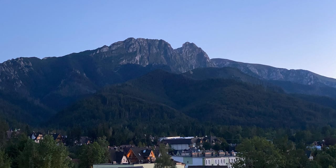 Widok na Giewont z Zakopanego, Tatry, Polska