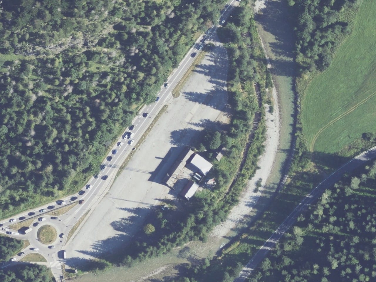 Parking TPN Łysa Polana po polskiej stronie granicy, ortofotomapa RGB z 14 sierpnia 2024 roku