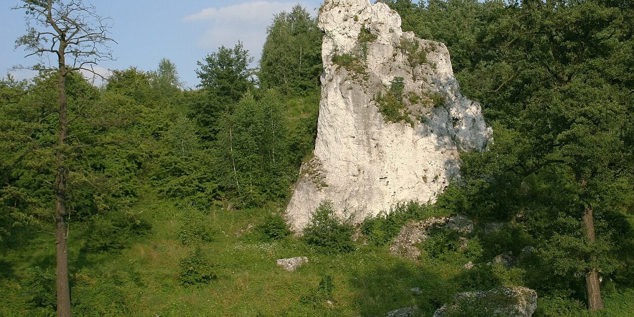 Skała Miłości nad Wartą, sierpień 2009. Fotografia archiwalna, nie przedstawia obecnej infrastruktury.